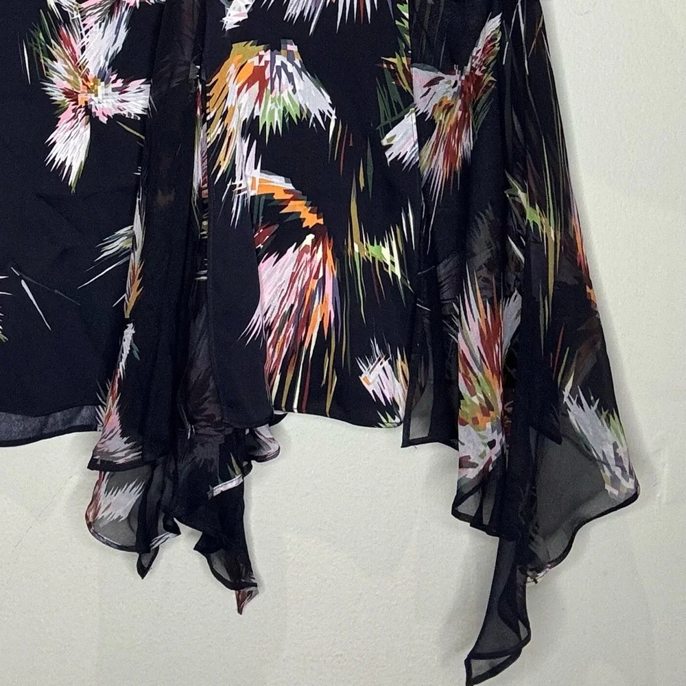 Diane von Furstenberg silk handkerchief skirt, size 2 - Picture 2 of 4